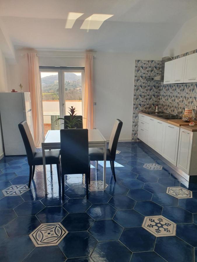 Setteabbracci Suite & Apartments Бароніссі Екстер'єр фото
